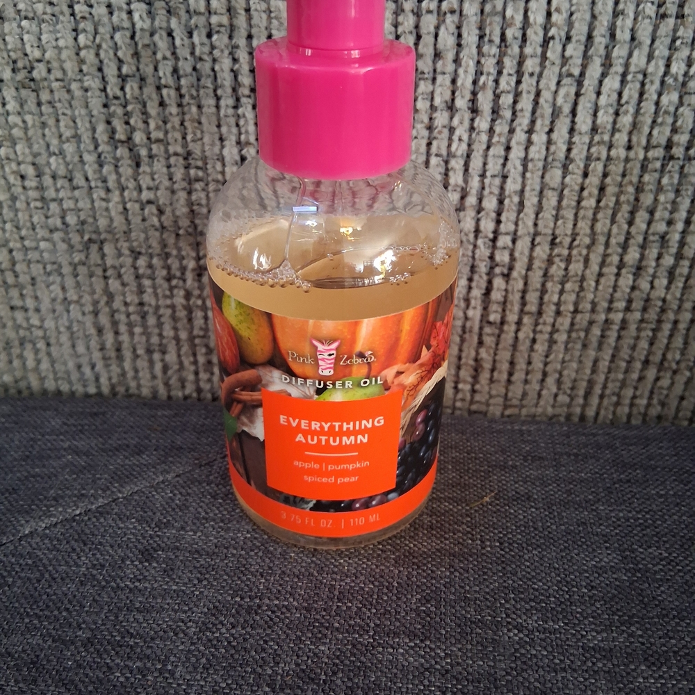 Pink Zebra Everything Autumn Diffuser Oil with Pink Cap